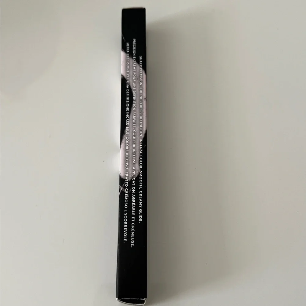 Fenty Beauty by Rihanna Trace'd Out Longwear Waterproof Pencil Lip Liner - Riri - Picture 6 of 11